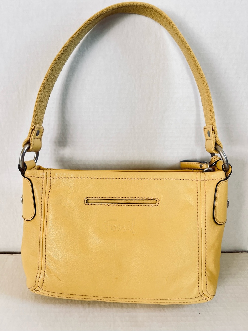 Fossil VTG Long Live Vintage 1954 Pale Yellow Leather Baguette Shoulder Bag - Picture 3 of 15